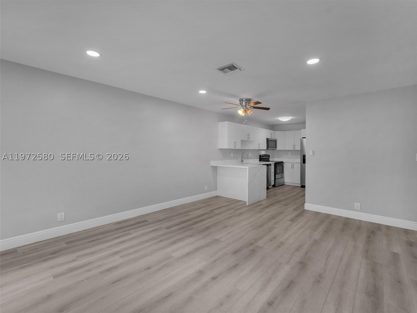 10379 Nw 35Th St – photo 5
