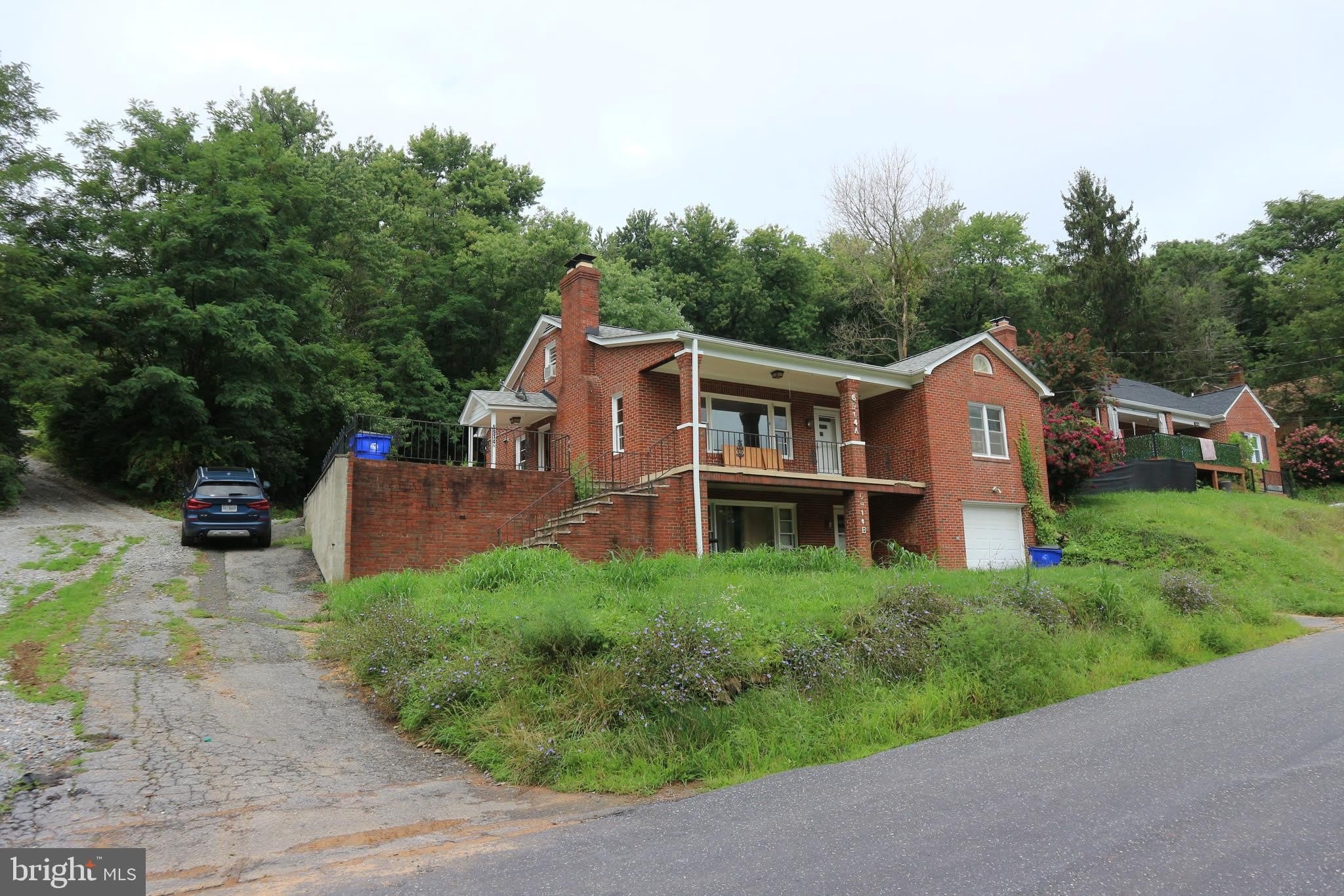 6914 EDGEMONT Road – photo 3