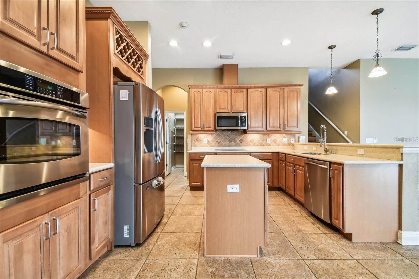 1110 FACET VIEW Way – photo 2