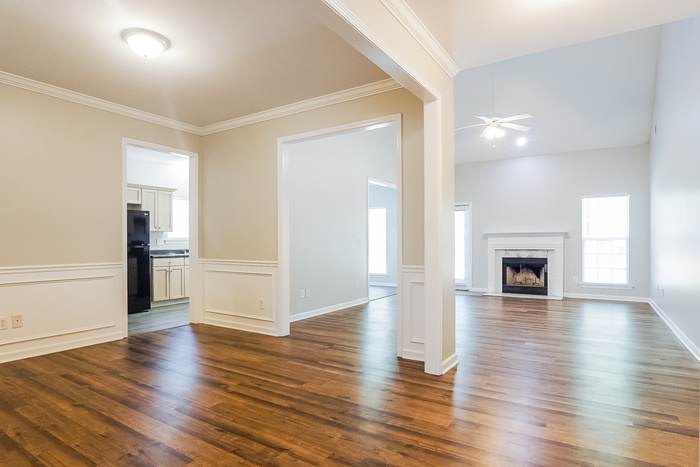 325 Bedford Circle – photo 5