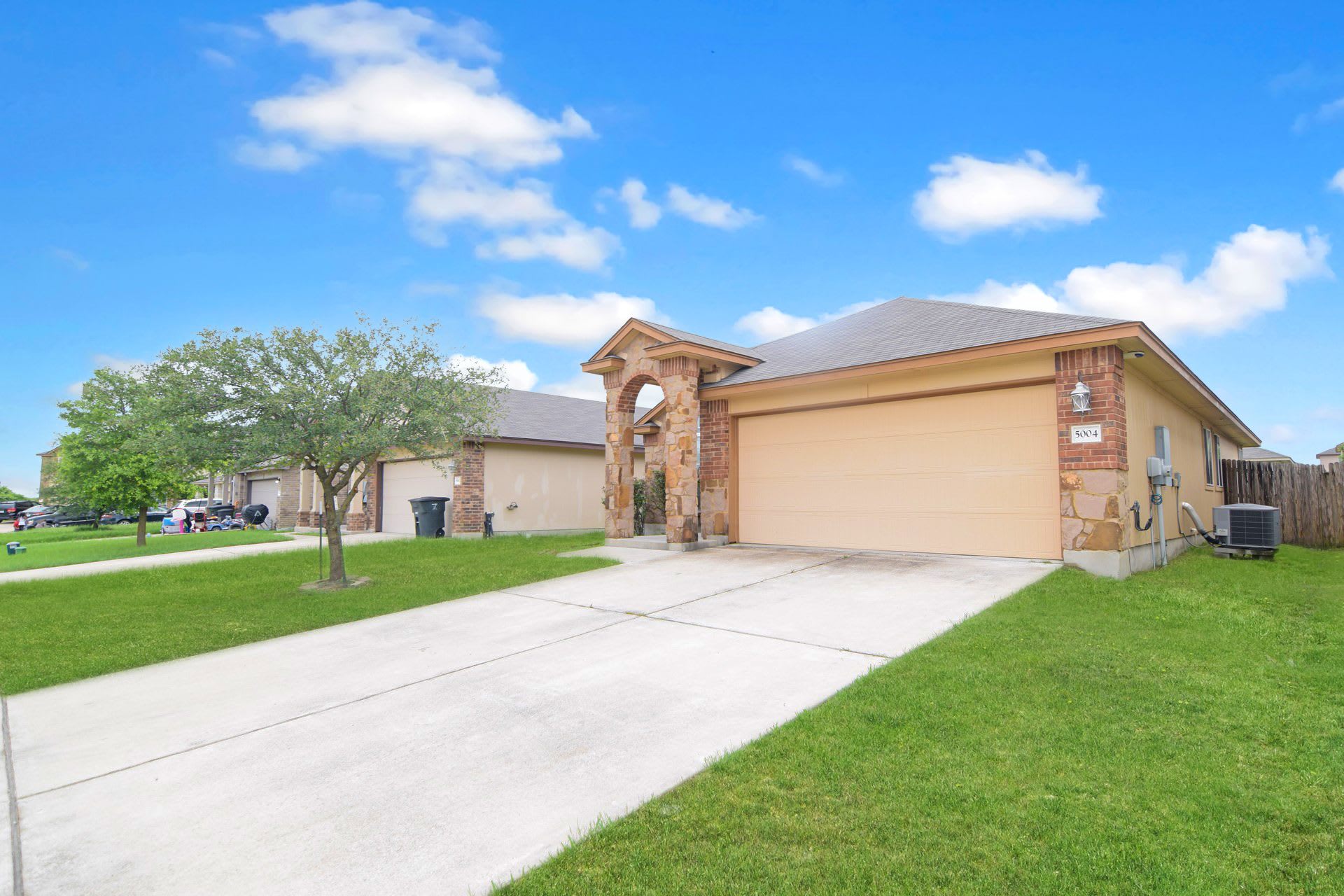 5004 Allegany Dr – photo 2