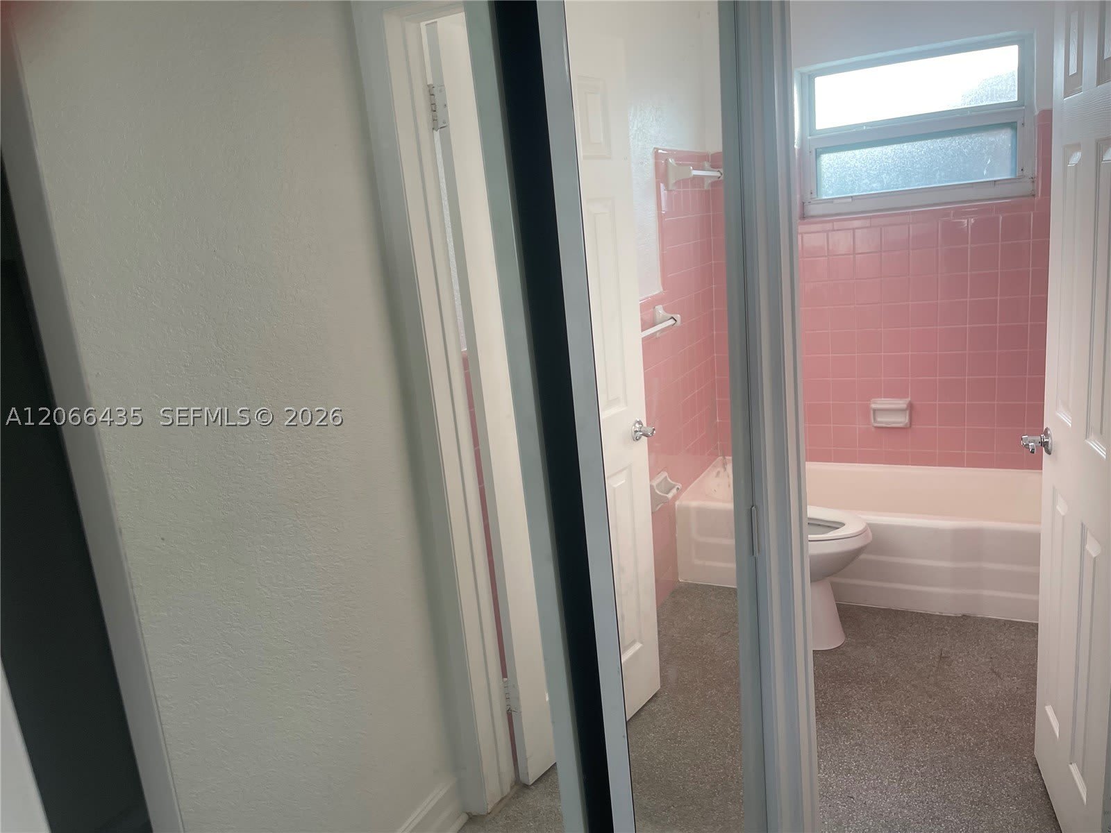 1400 N 16th Ave – photo 4
