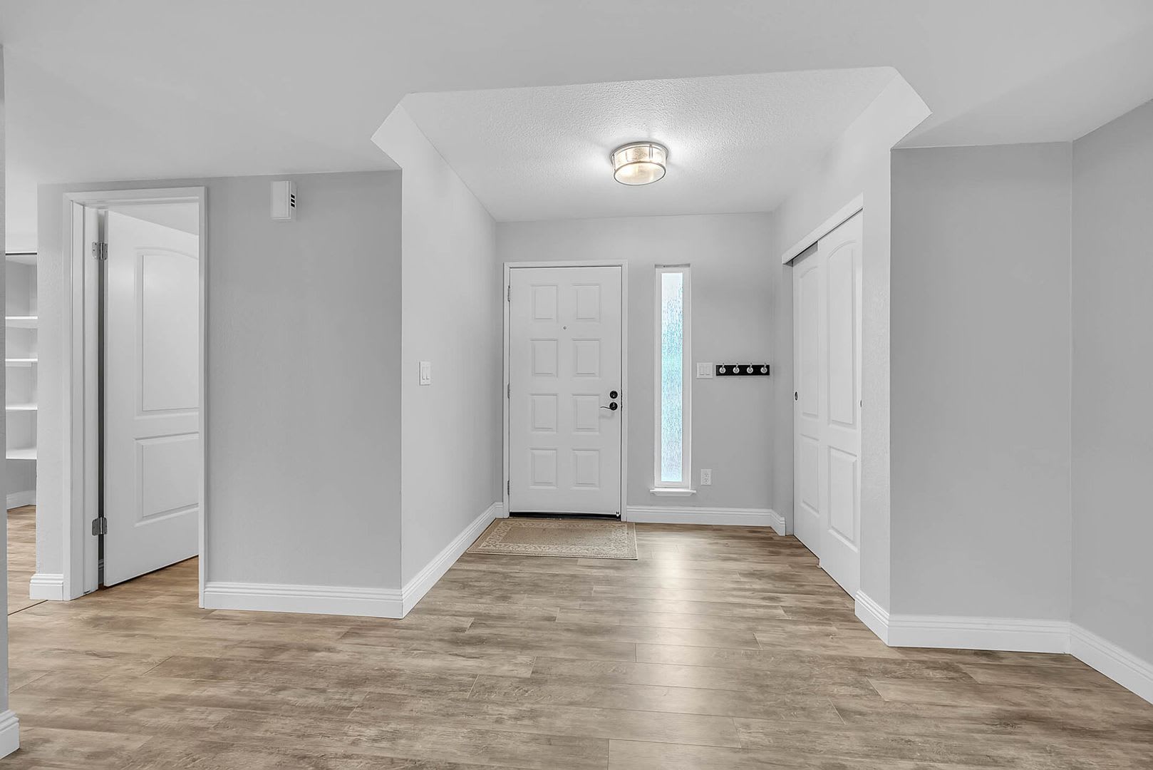 2567 Higgins Rd – photo 4