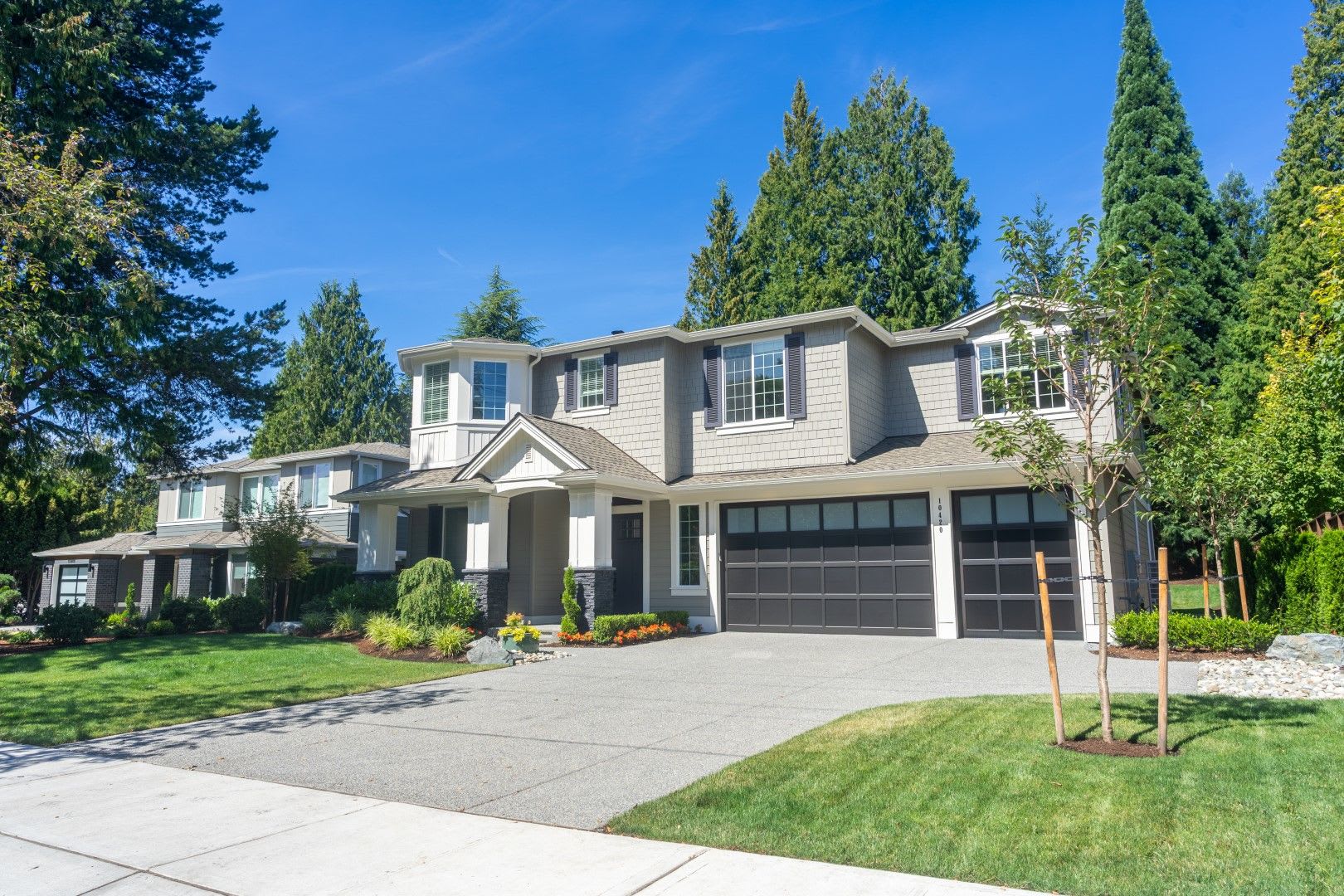 5Bd 4 25Ba Kirkland Home – photo 1
