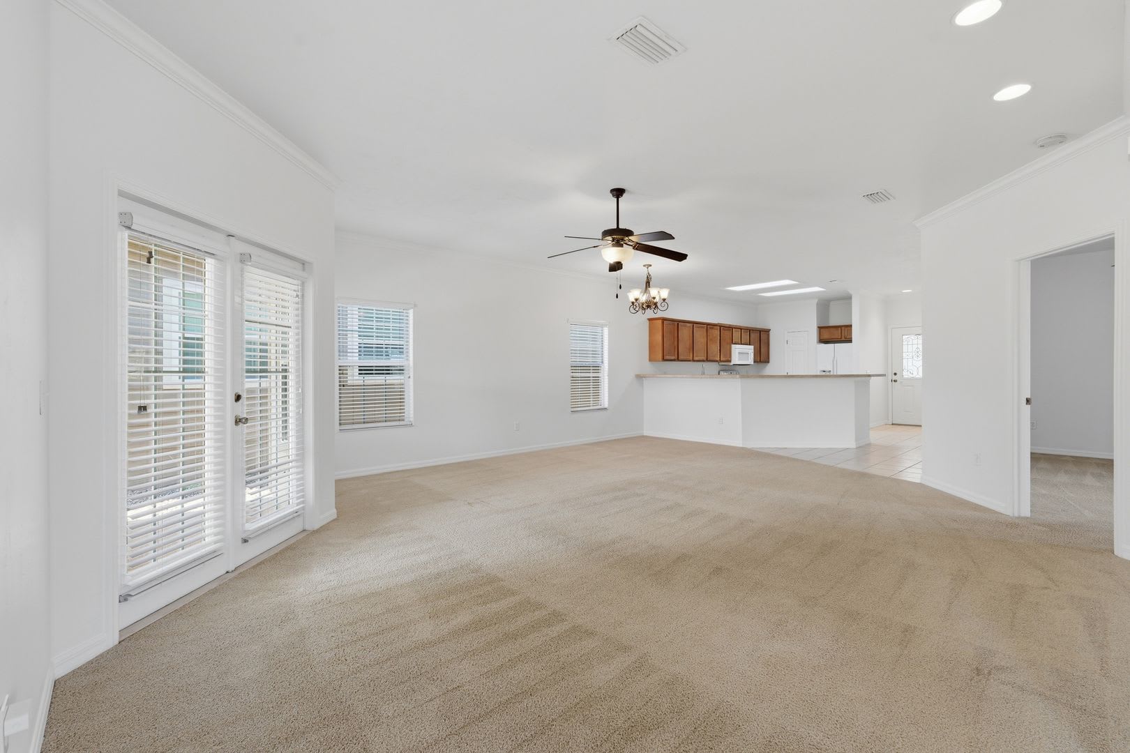 Move in ready – photo 3