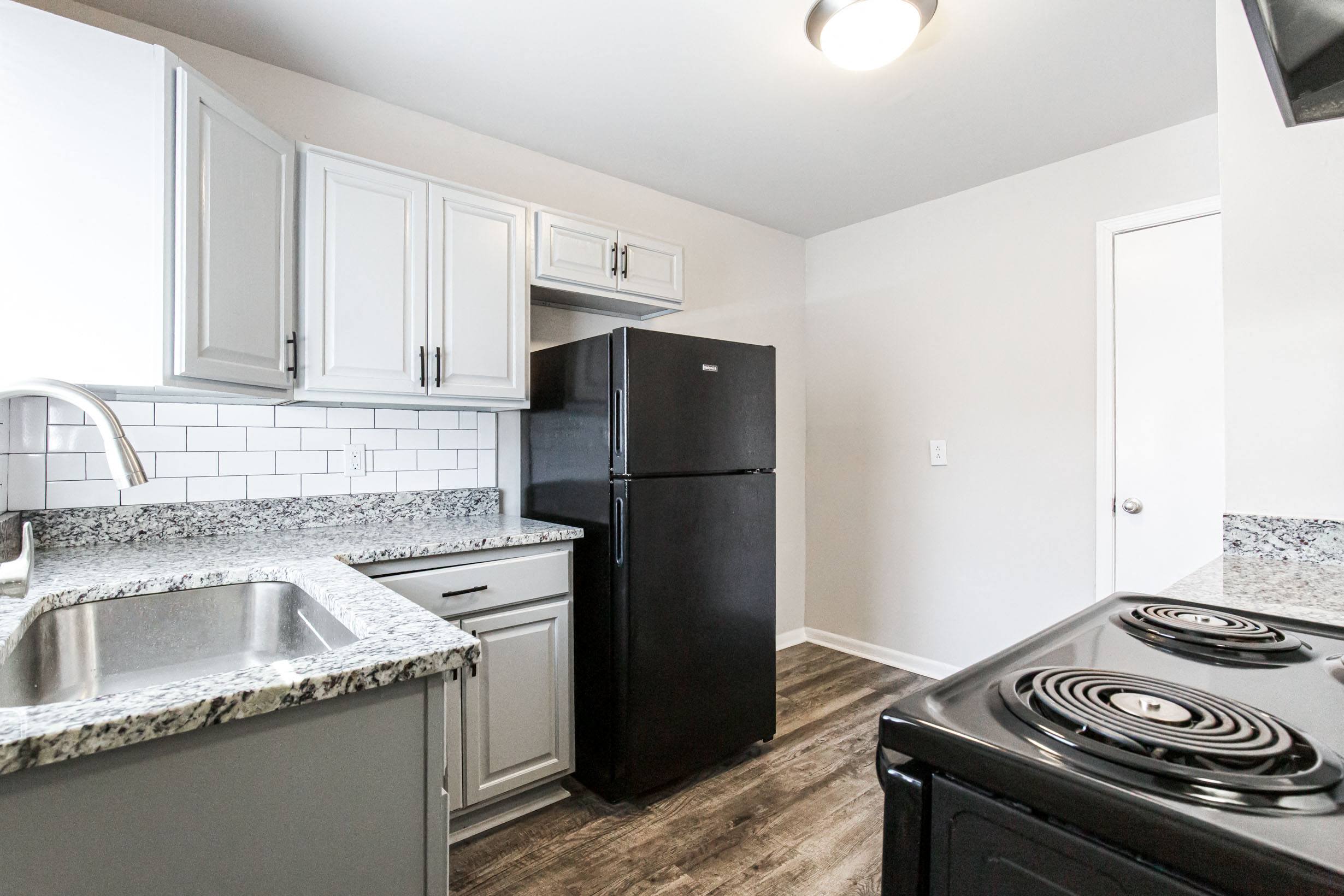 1295 West – photo 1