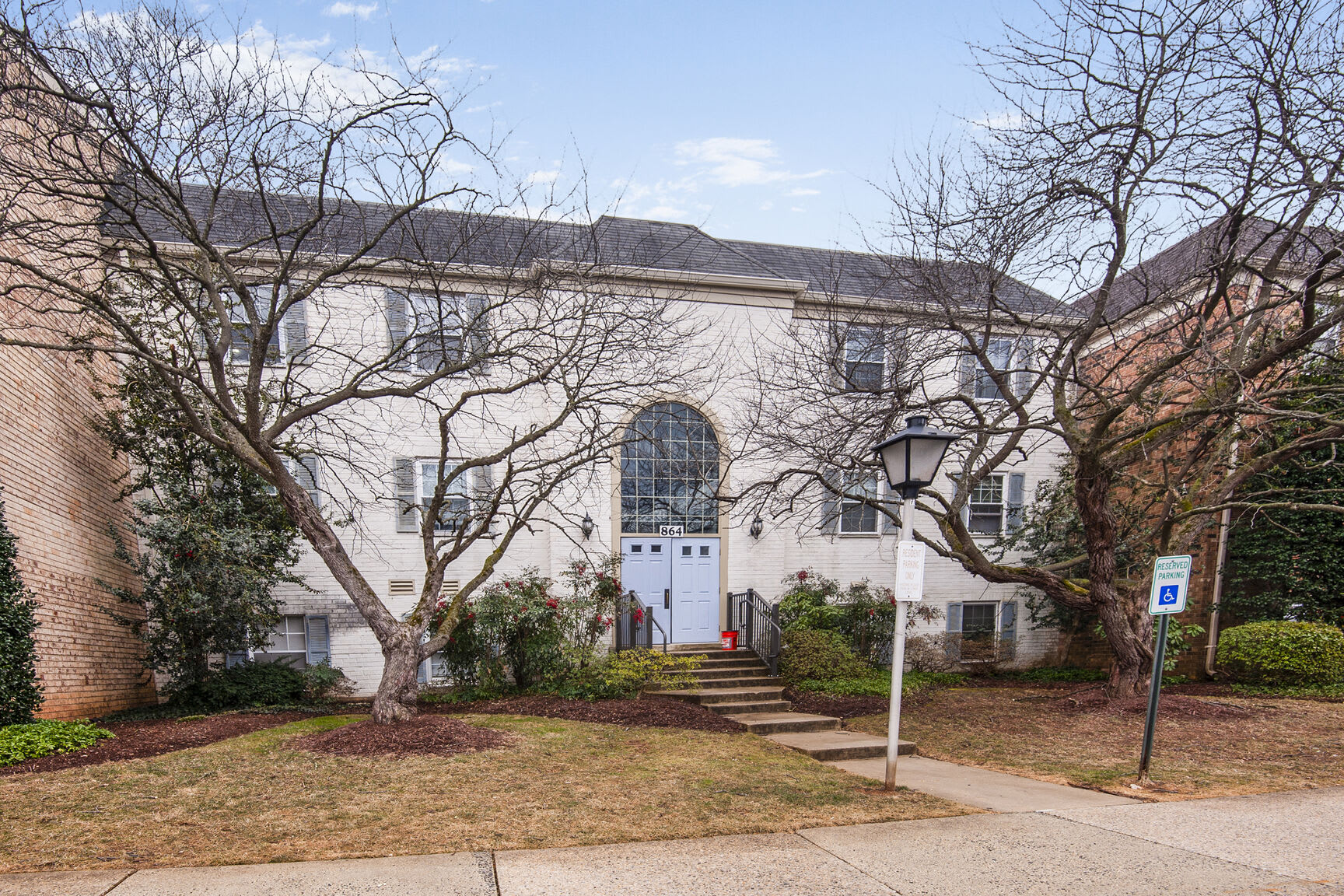 864 College Parkway – photo 1