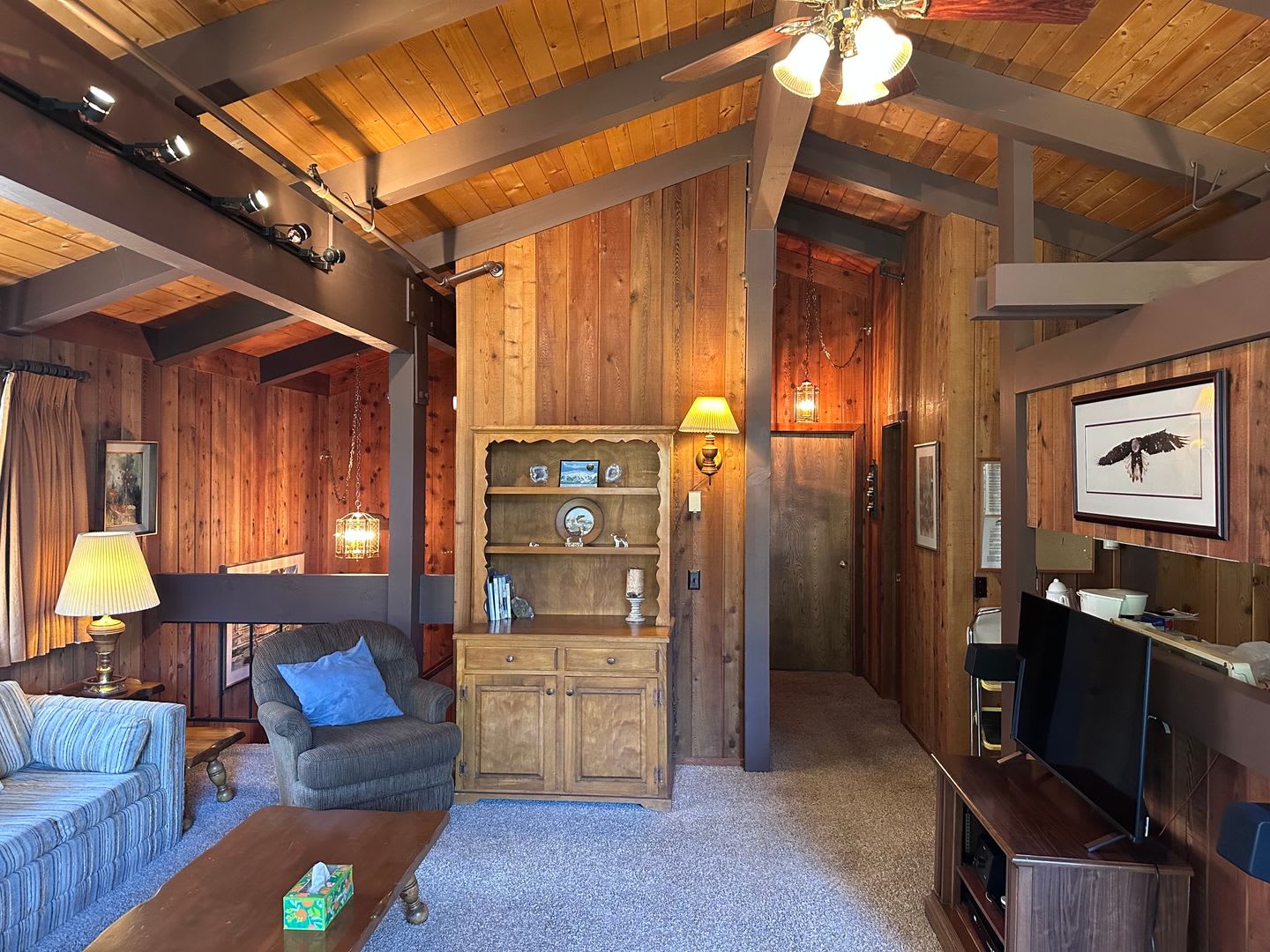 Spacious Furnished 3BD + Den / 3BA Mountain Condo – photo 3