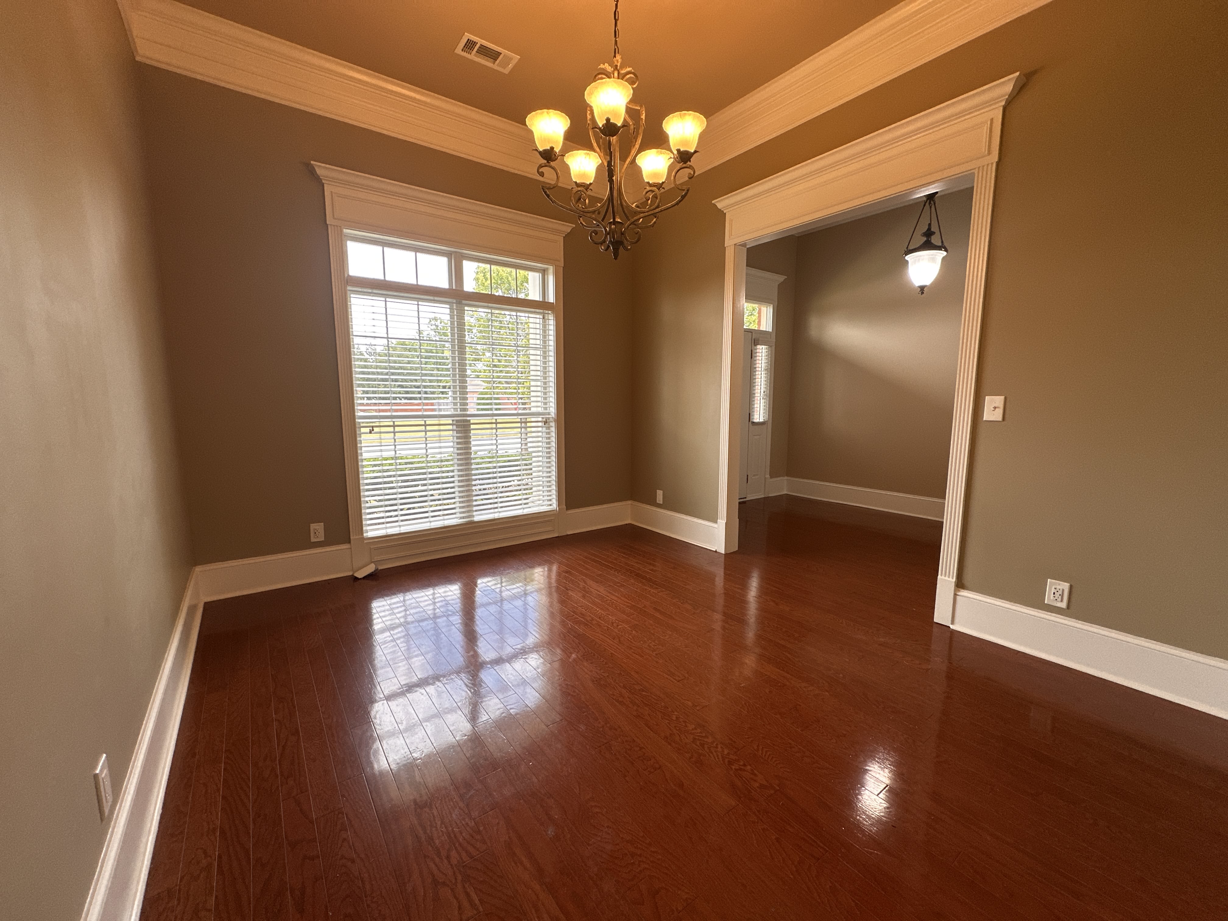 8213 Chadburn Crossing – photo 4