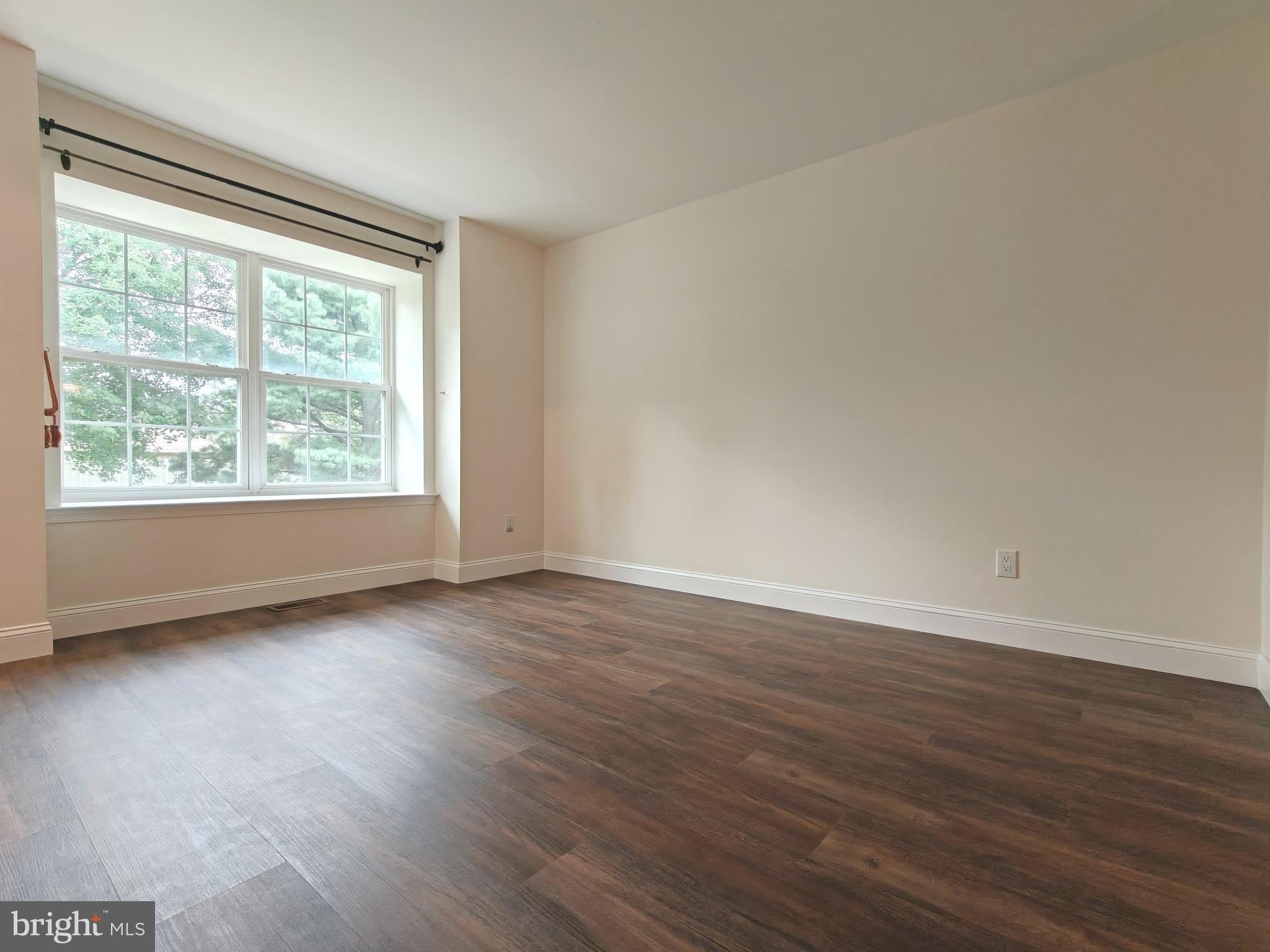 104 COVENTRY Way – photo 3
