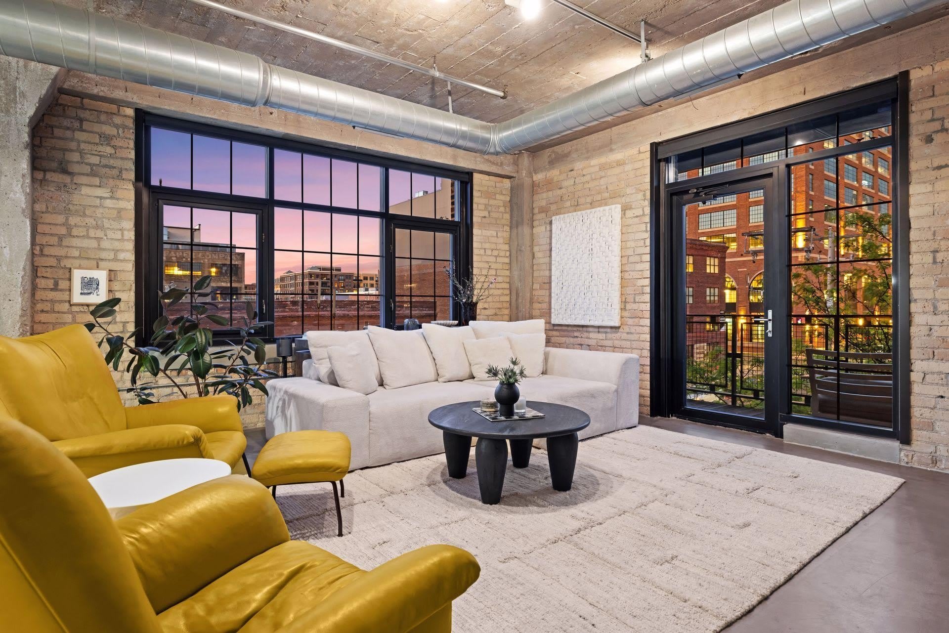 525X 3Rd Street N – photo 1