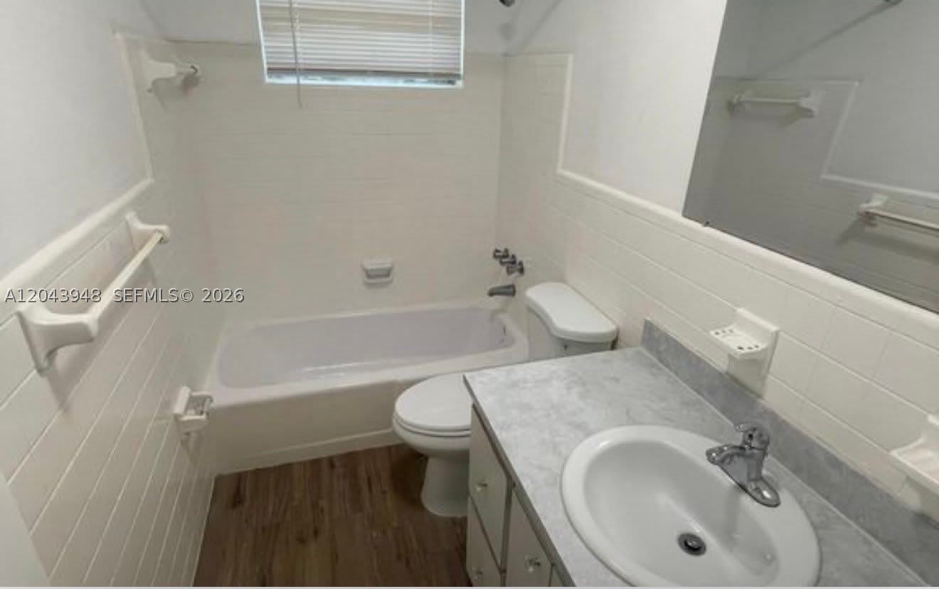 400 SE 9th Ct – photo 4