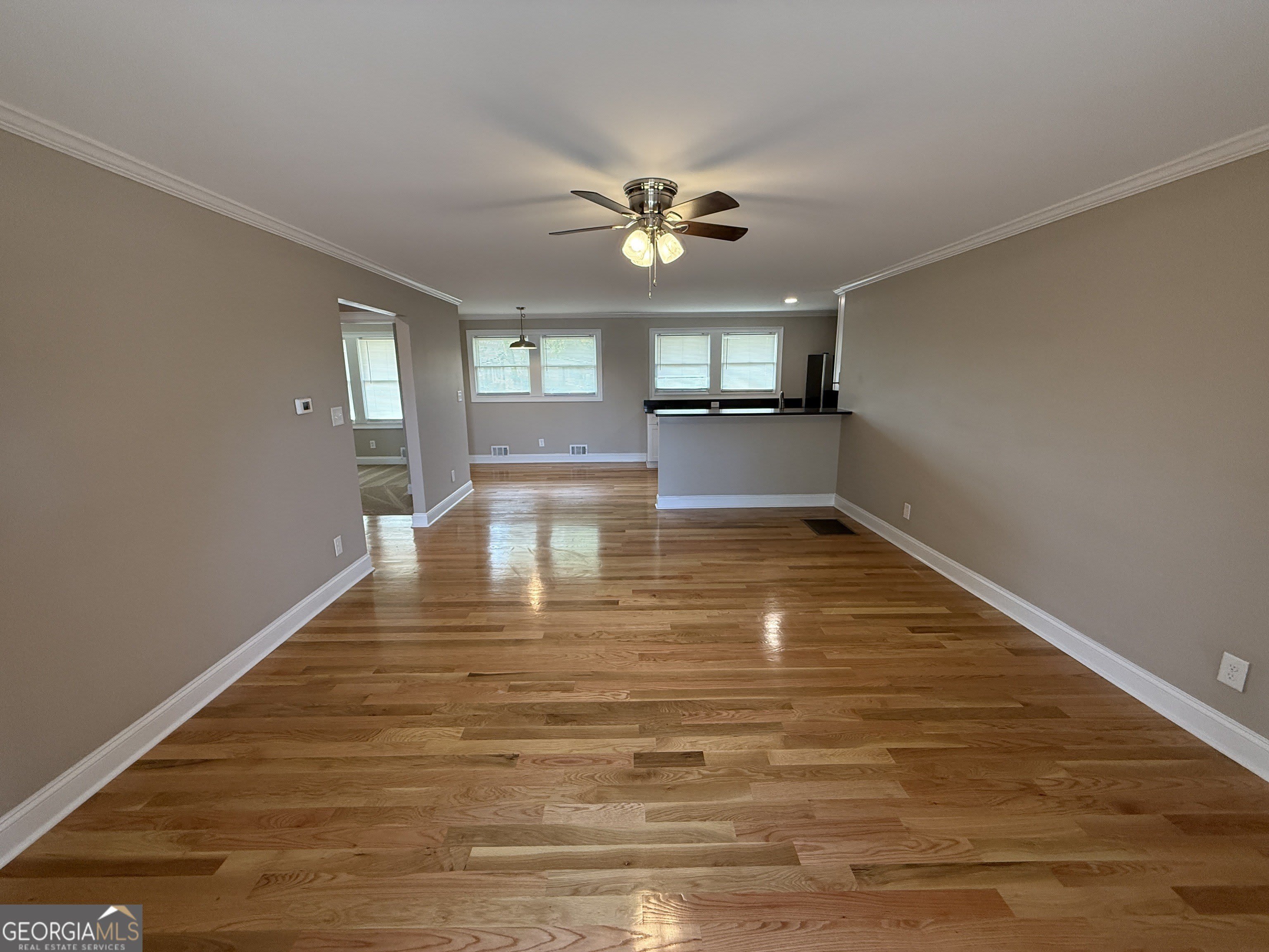 657 Athens Street – photo 2