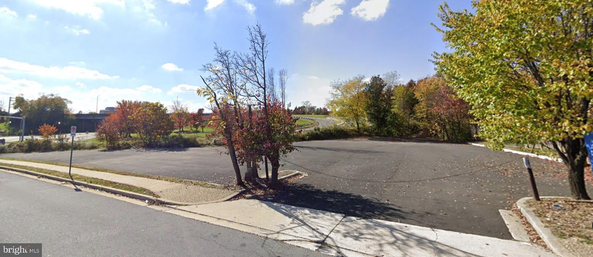 5730 Columbia Pike – photo 2