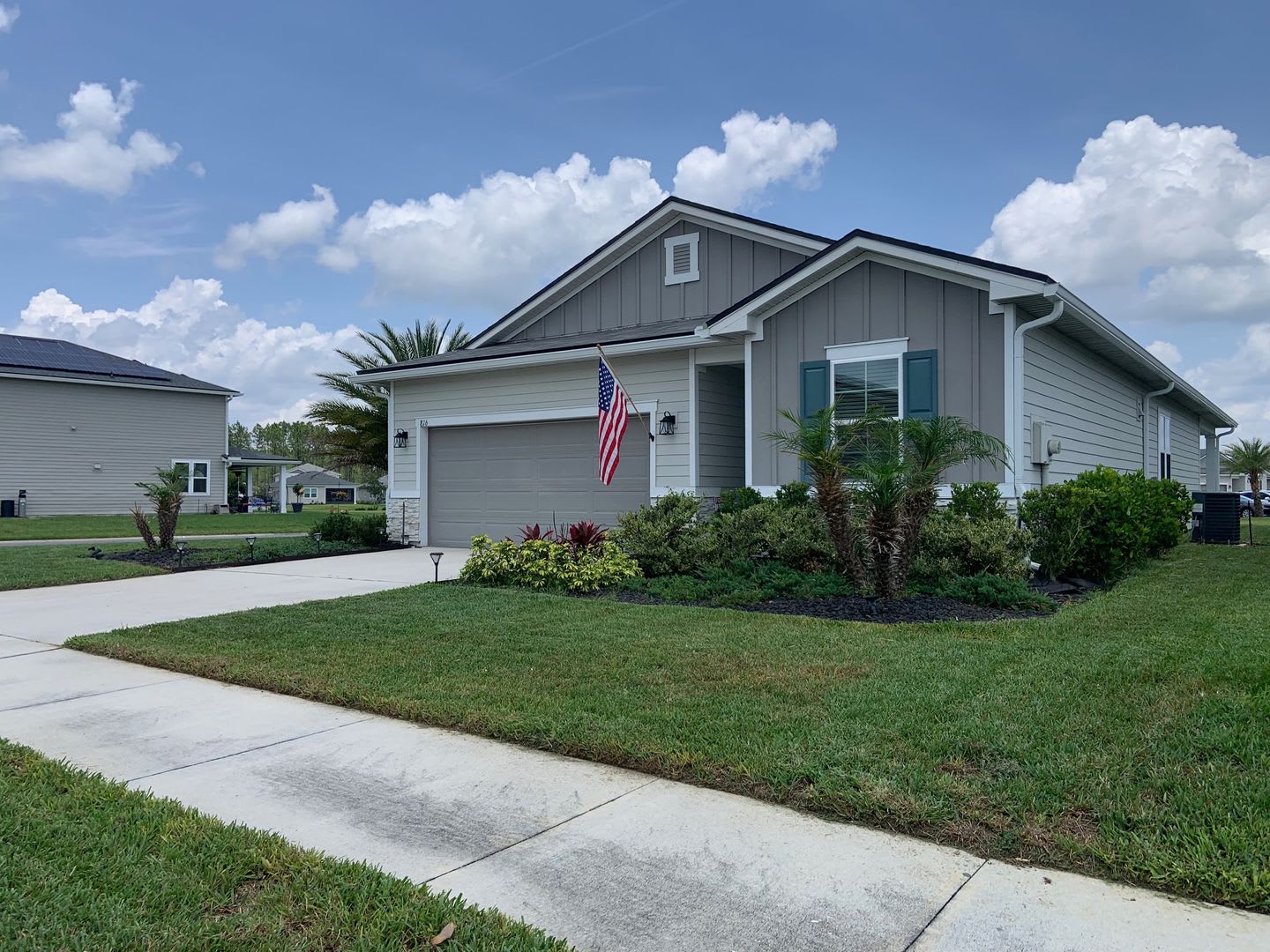 Gorgeous Corner Lot Home – photo 3