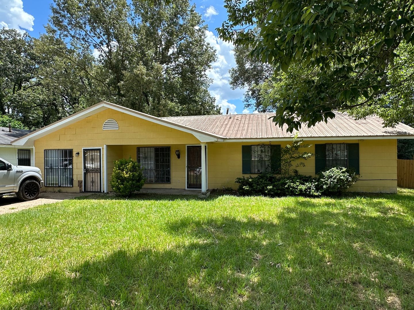 Spacious 4BR/2.5BA Home in Jackson – photo 1