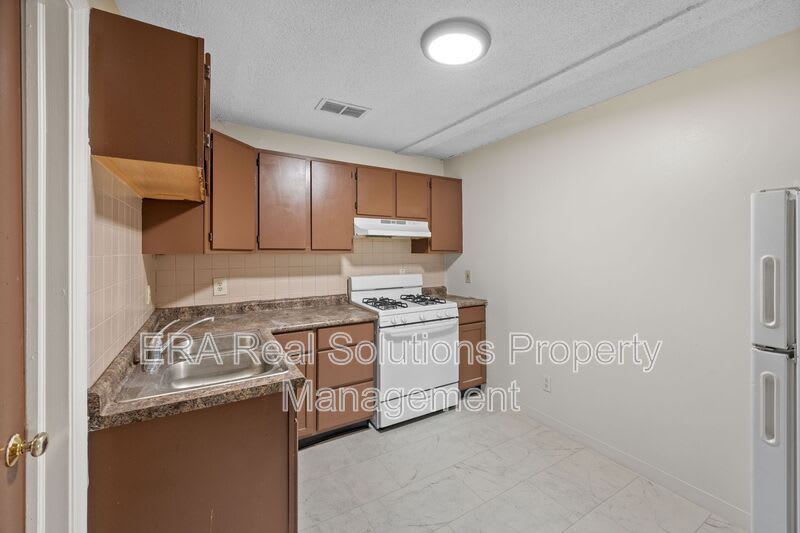 7875 Reading Road – photo 3