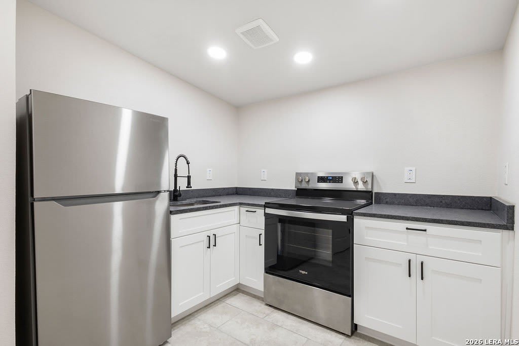 306 WESTMORELAND DR – photo 4