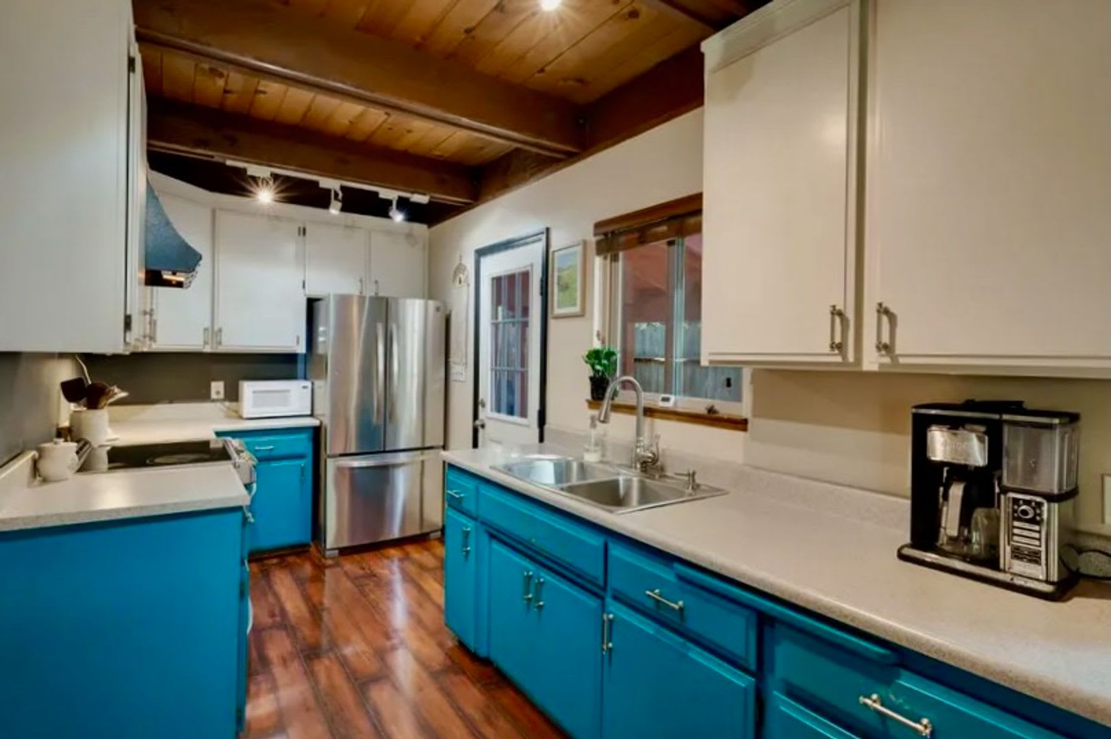 CHARMING ALTA HOUSE – photo 5