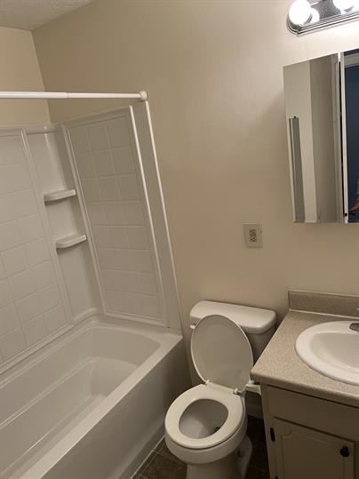 100 Blue Jacket CircleApt 11 – photo 5