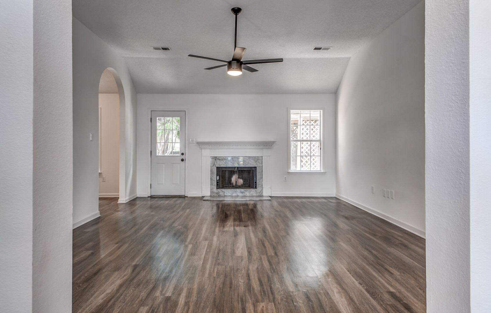 5624 Annandale – photo 2