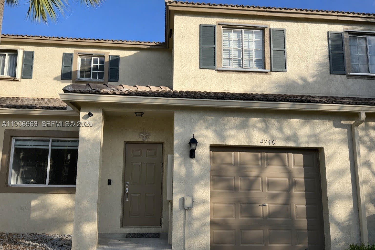 4746 Lago Vista Dr – photo 2