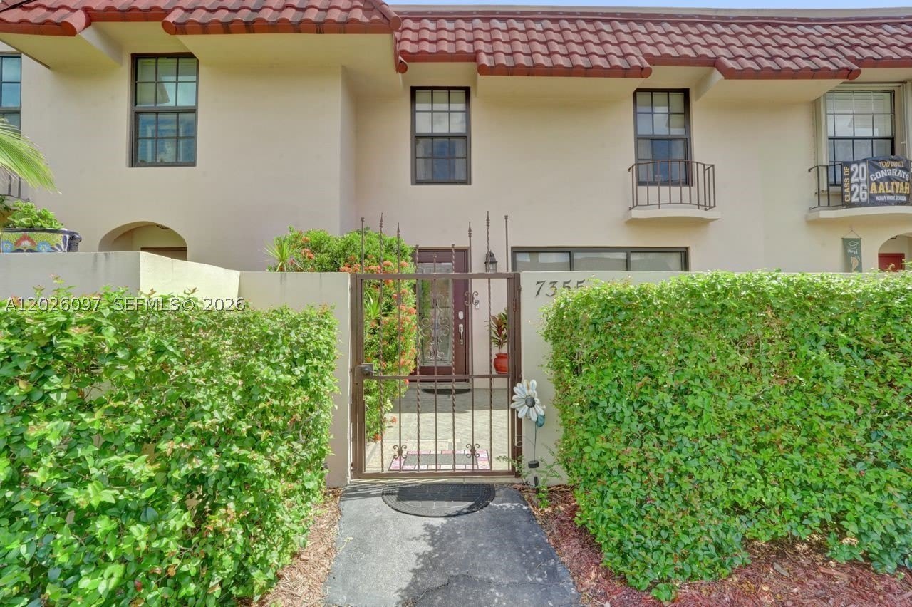 7355 SW 26th Ct – photo 2