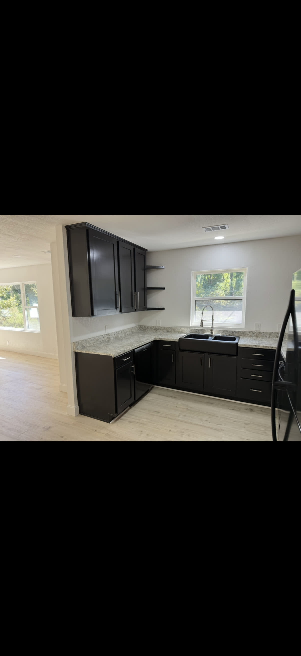 112 Poplar St – photo 5