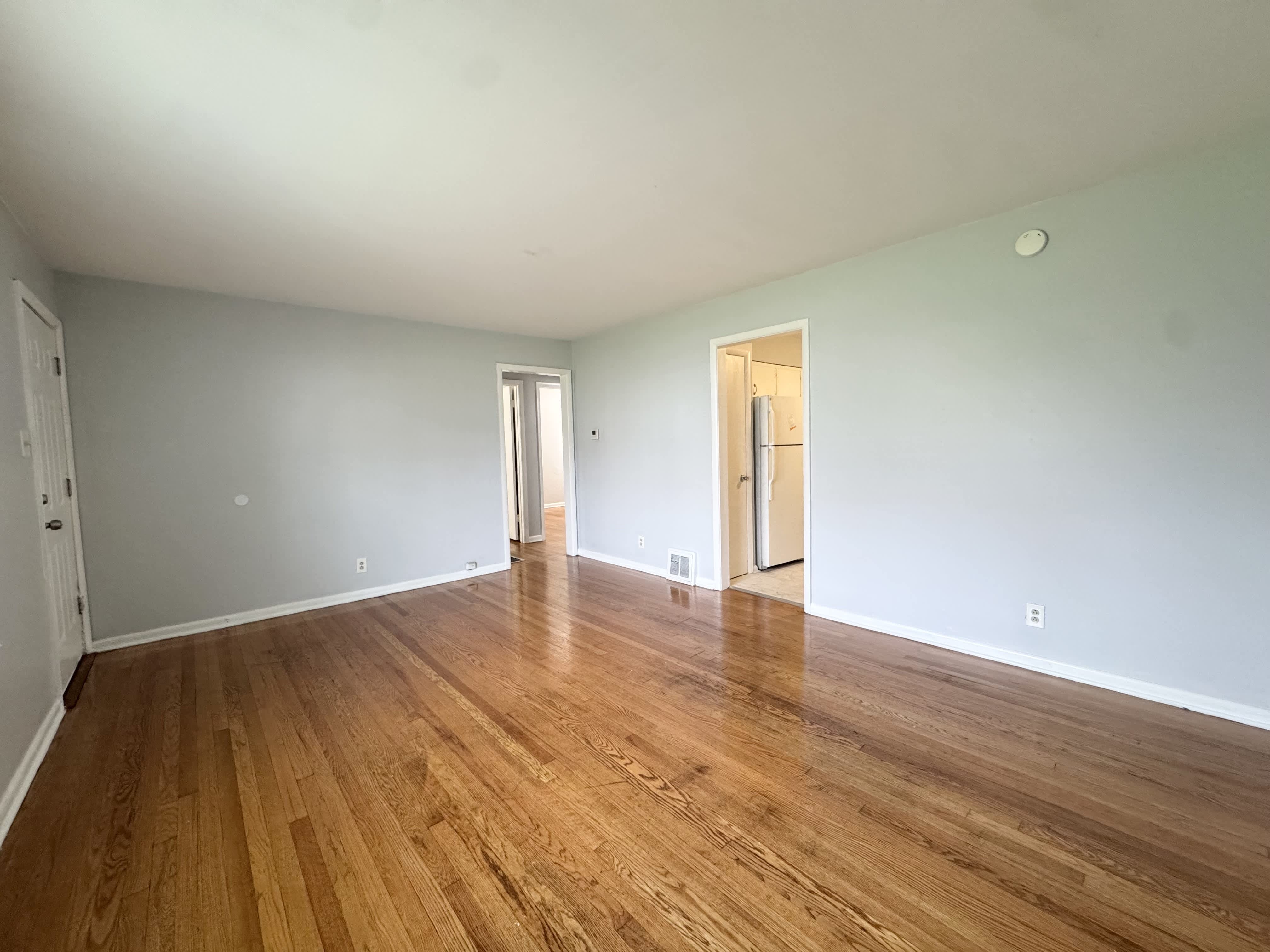 4513 Virginia Avenue – photo 3