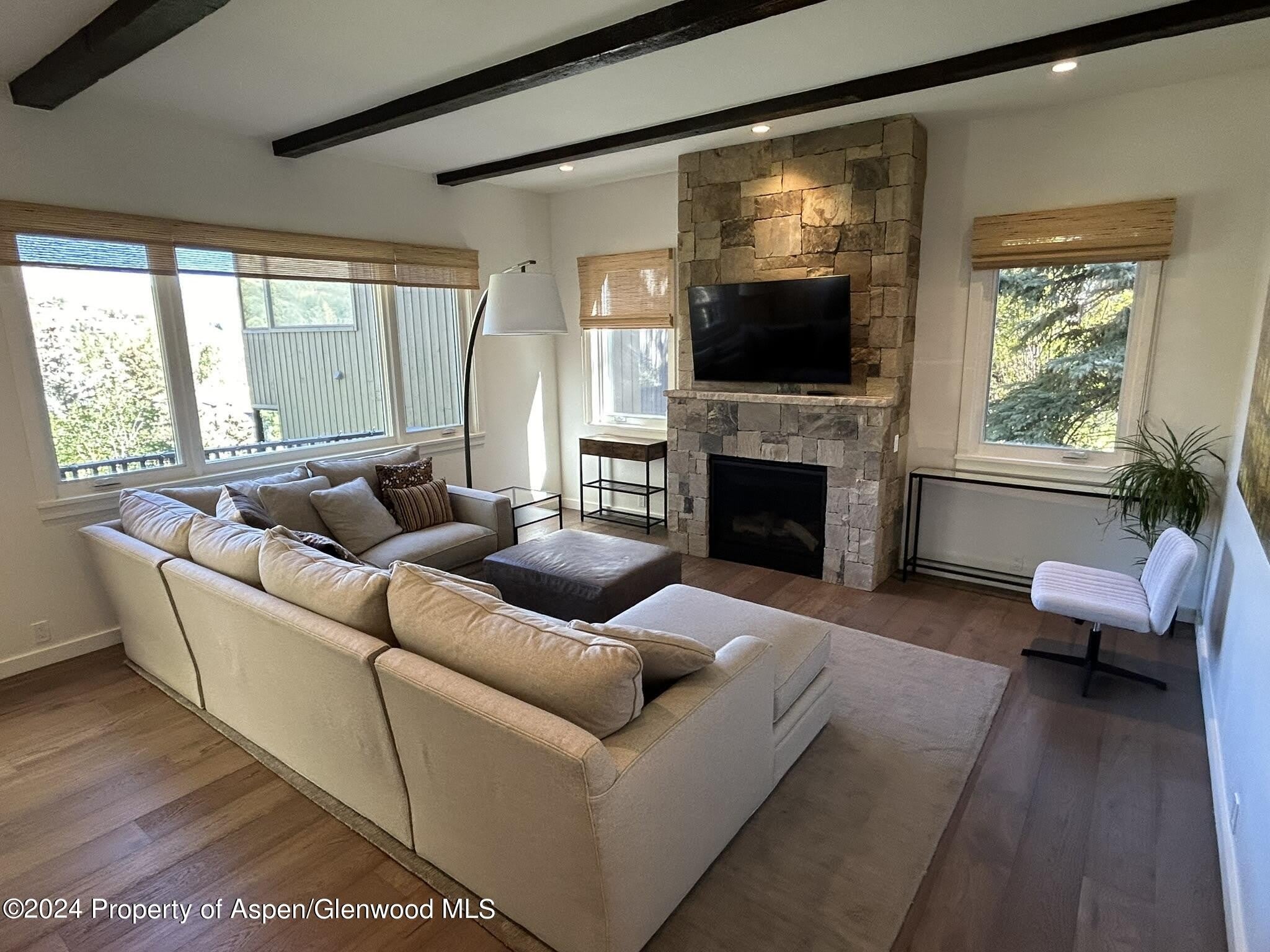 330 Meadow Ranch Road – photo 2