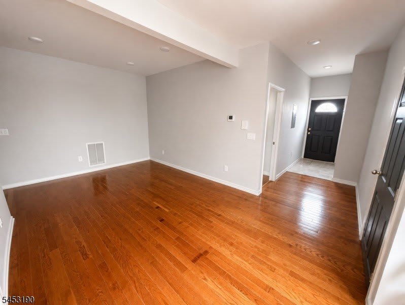 35-37 Lentz Ave – photo 4