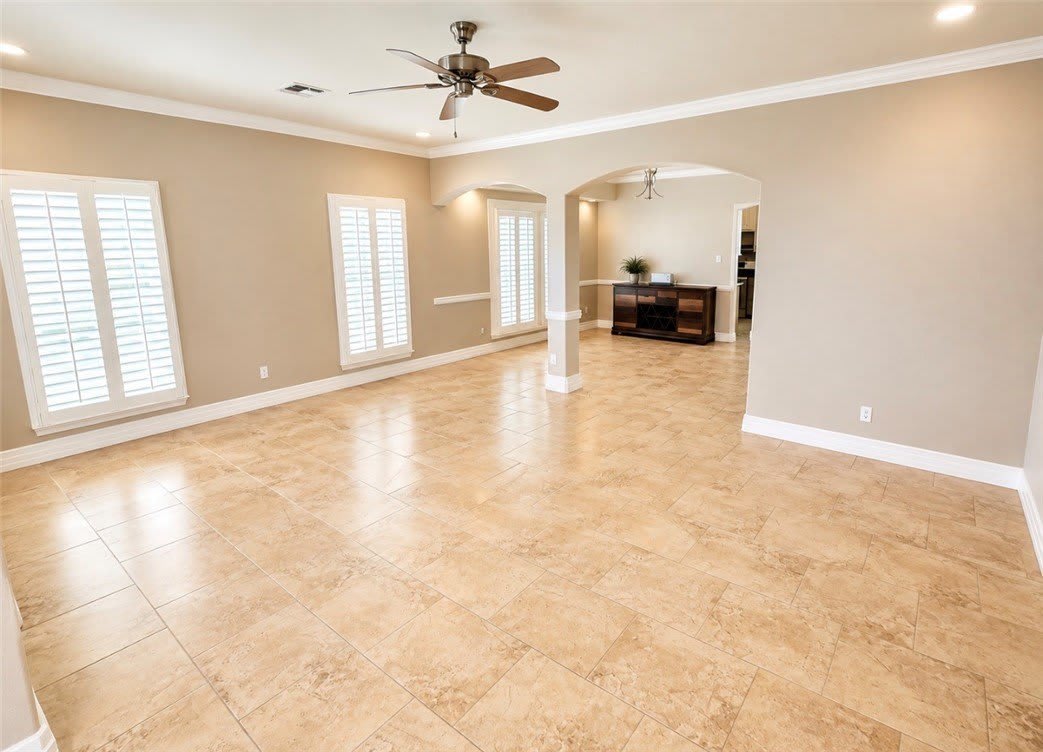 14730 Aquarius Street – photo 3
