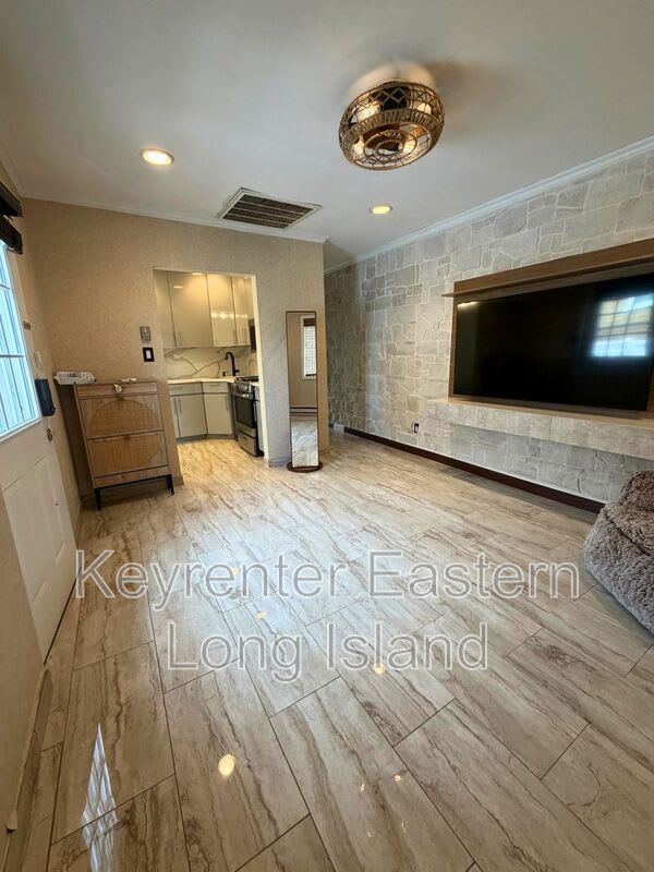 77 East Santa Barbara Rd – photo 4