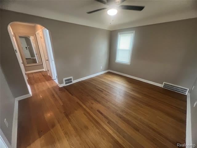21301 Audette Street – photo 5
