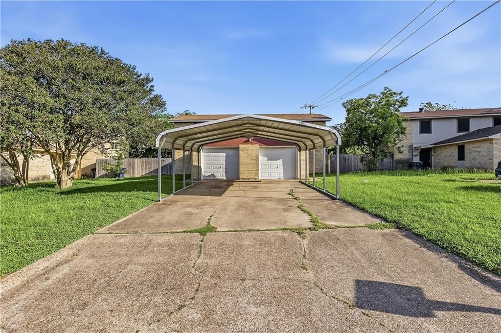 1411 Hawk Tree Drive – photo 1