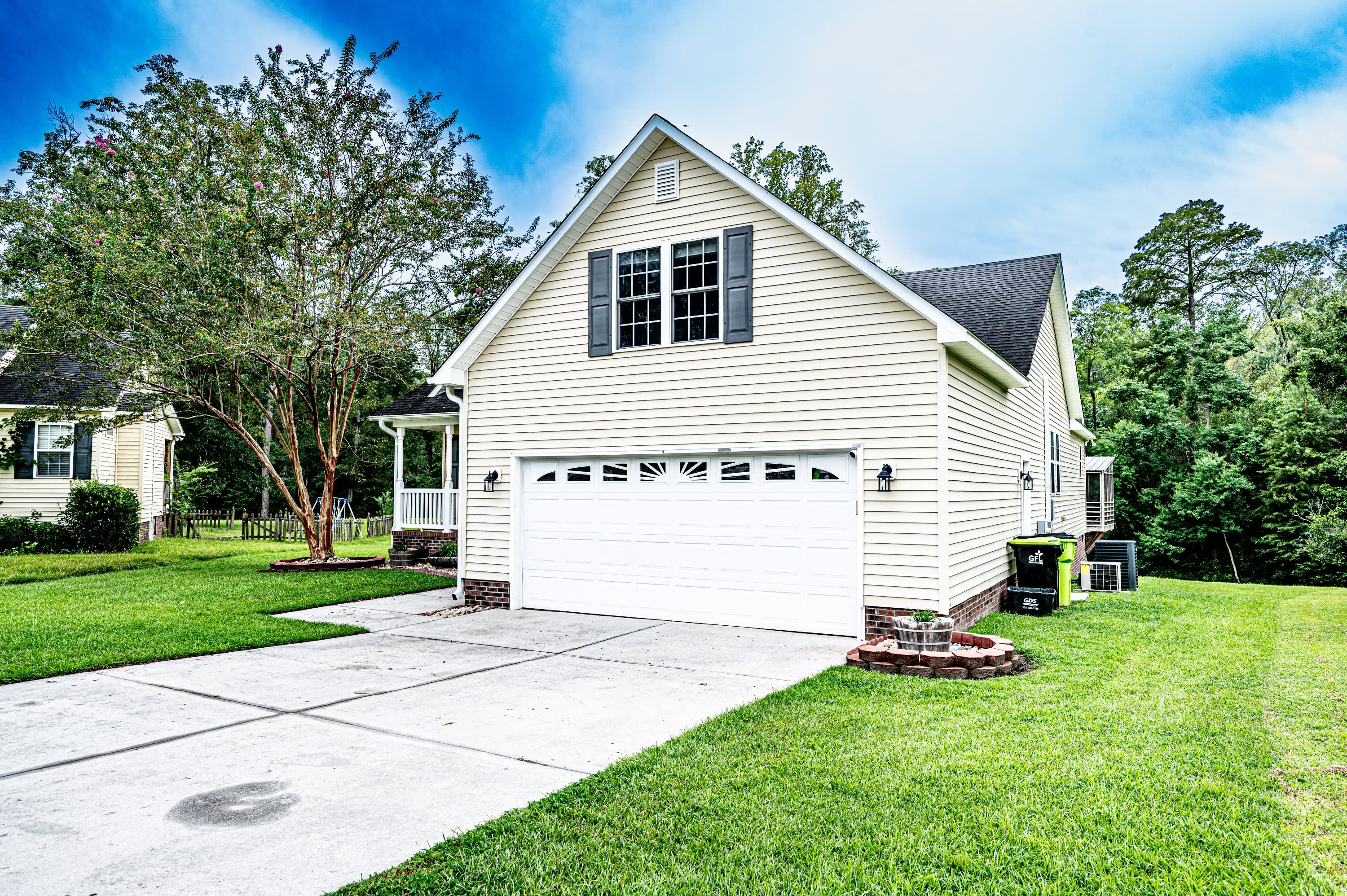 211 Canterwood Lane – photo 3