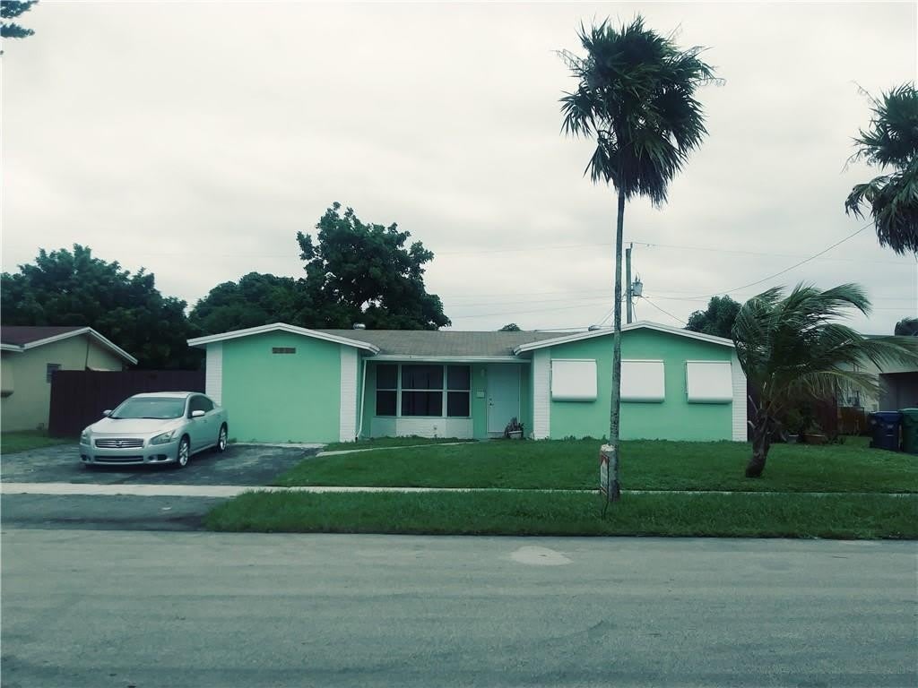 2630 NW 42nd Terrace – photo 1