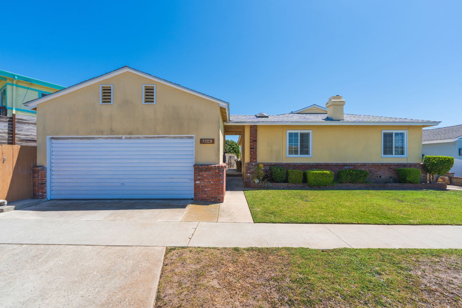 Great Redondo Location 3 bed 2 bath – photo 2