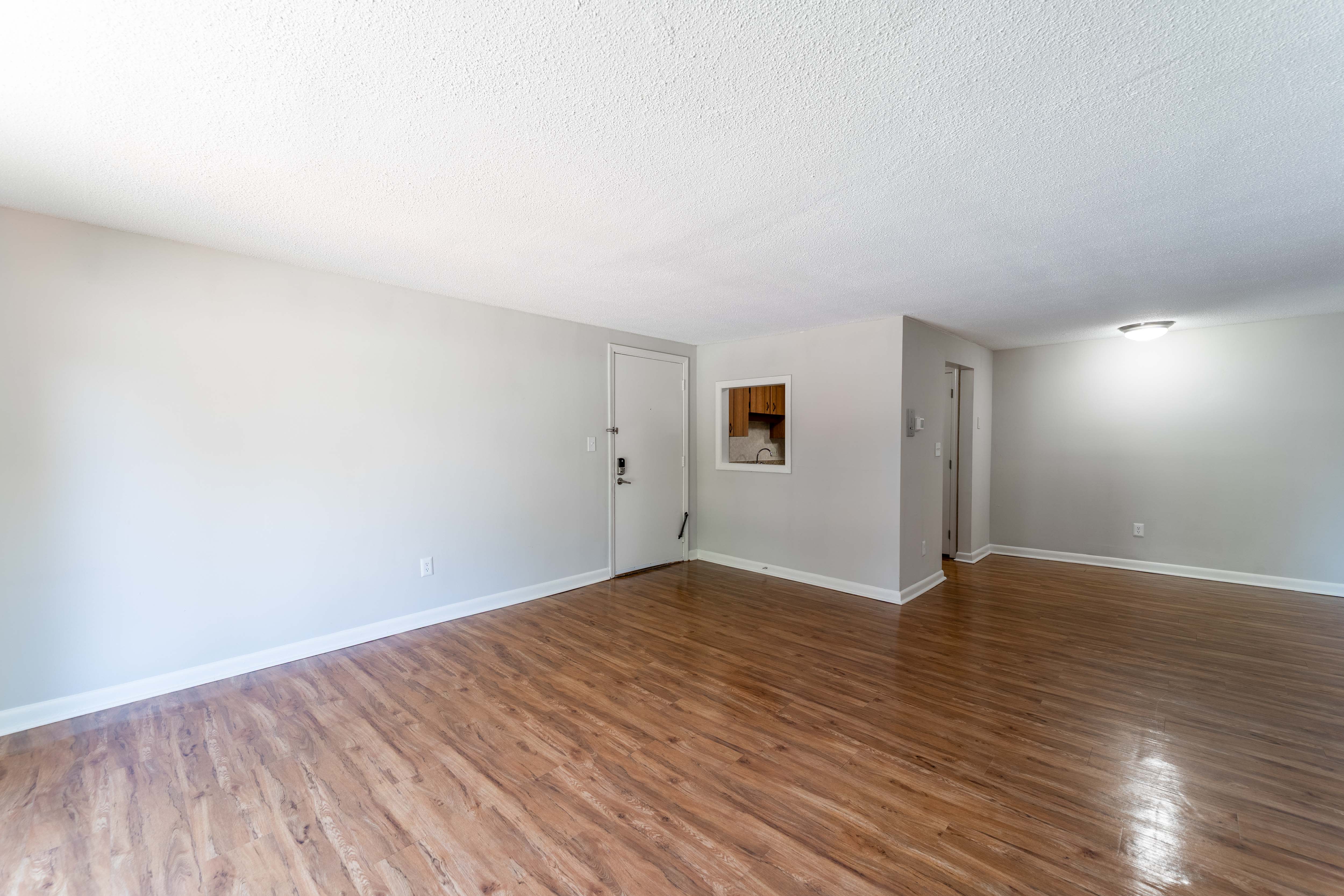 Royal Crest Estates Marlboro – photo 4