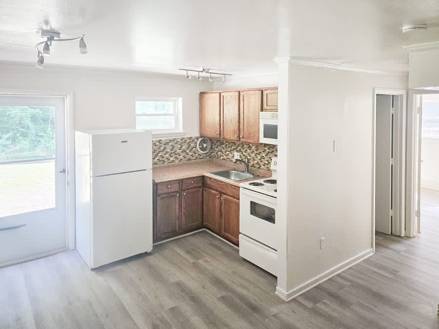2524 Noel St – photo 5