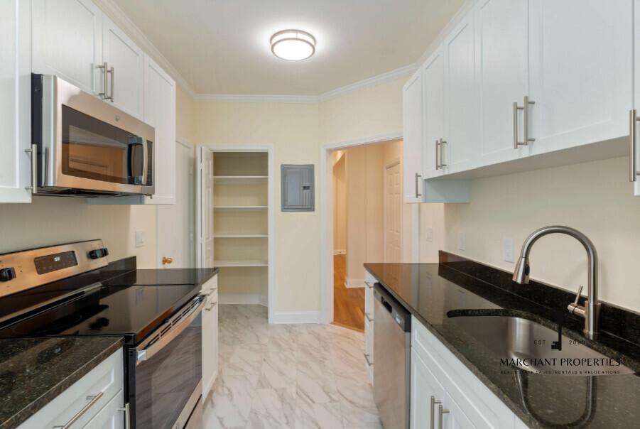 19 Green St. – photo 3