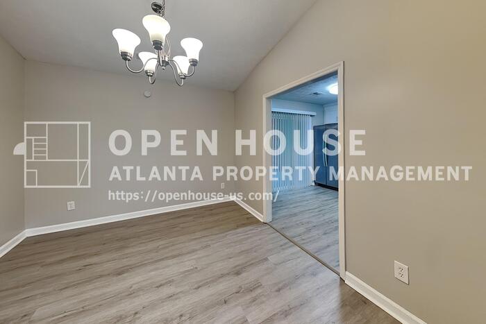 4841 Chapelle Court – photo 5