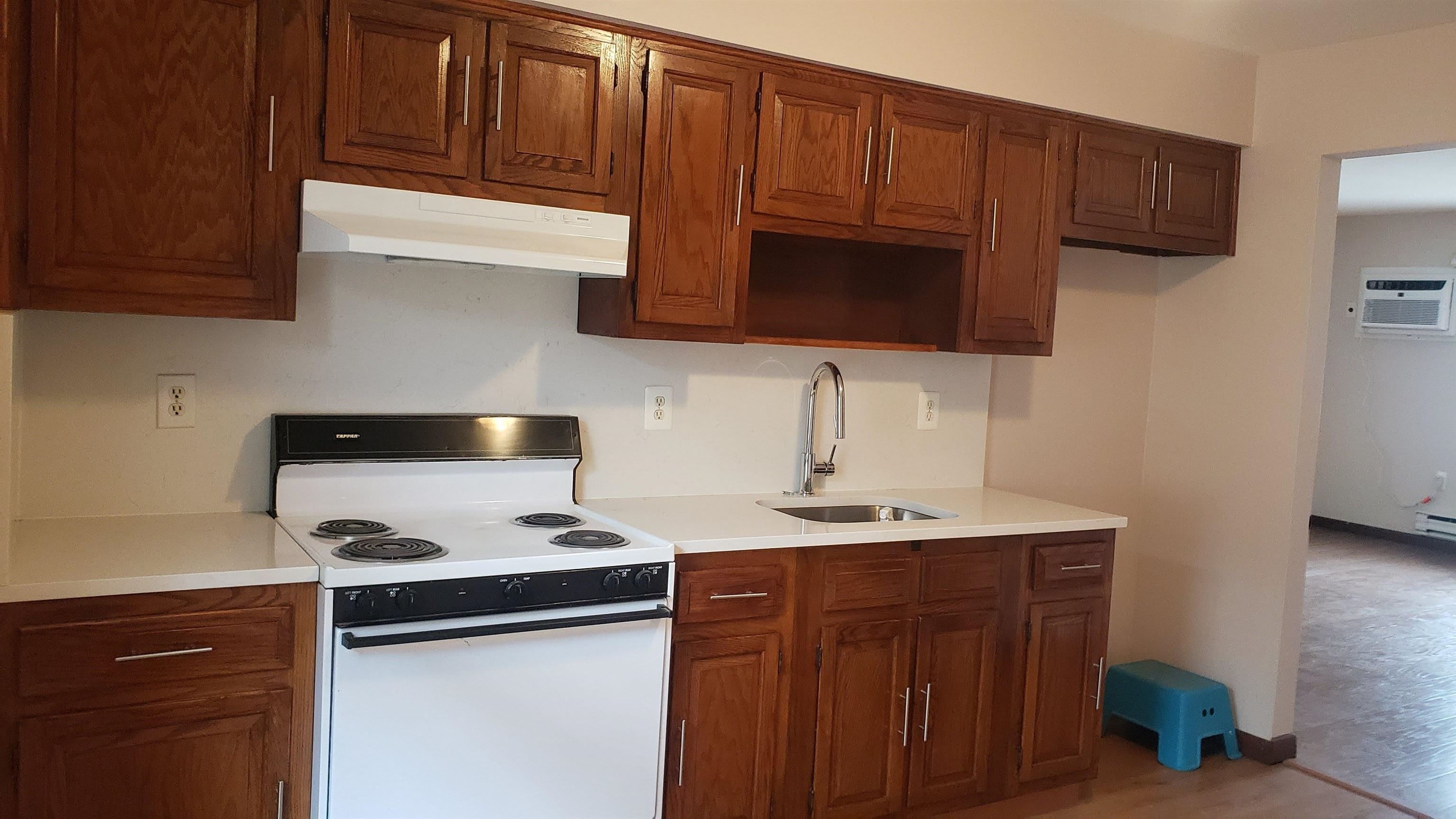 52-54 HARRISON AVE – photo 3