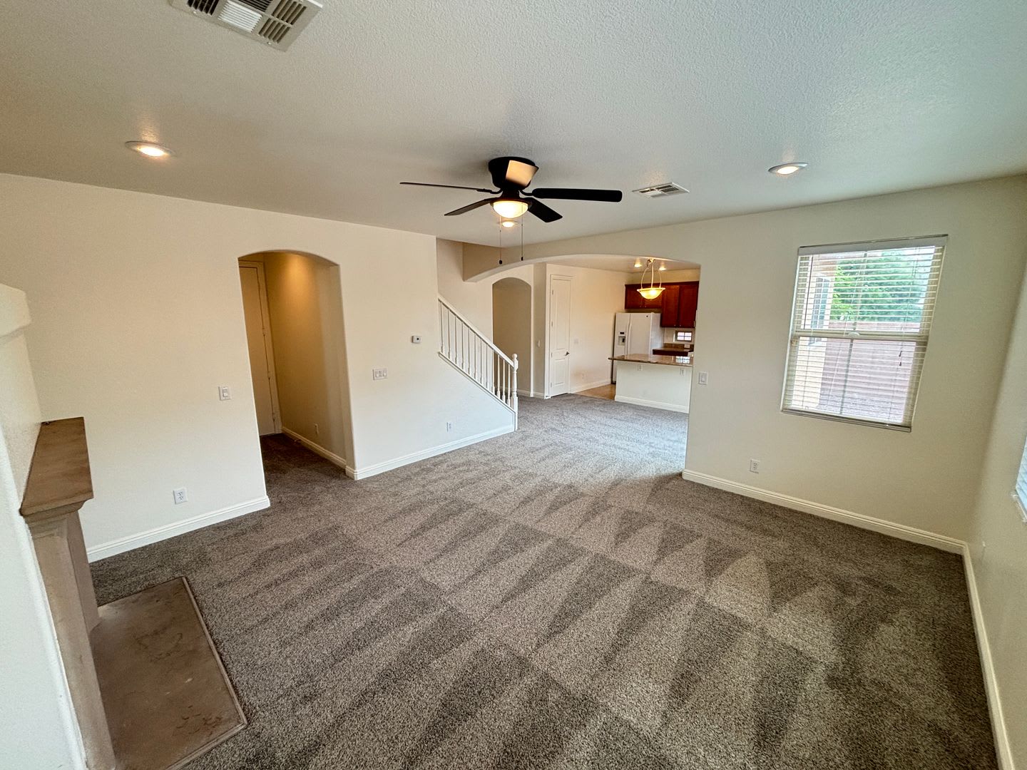 Gorgeous 4Bed 3Bath 2Car Residence Located In The Desirable Providence Community – photo 3
