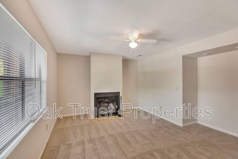 593 Travelers Blvd – photo 3