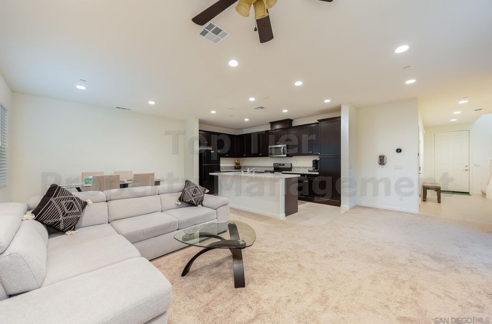 Beautiful 3 Bed 2.5 Bath Corner Lot Energy Efficient home Newly built in 2023 – photo 5