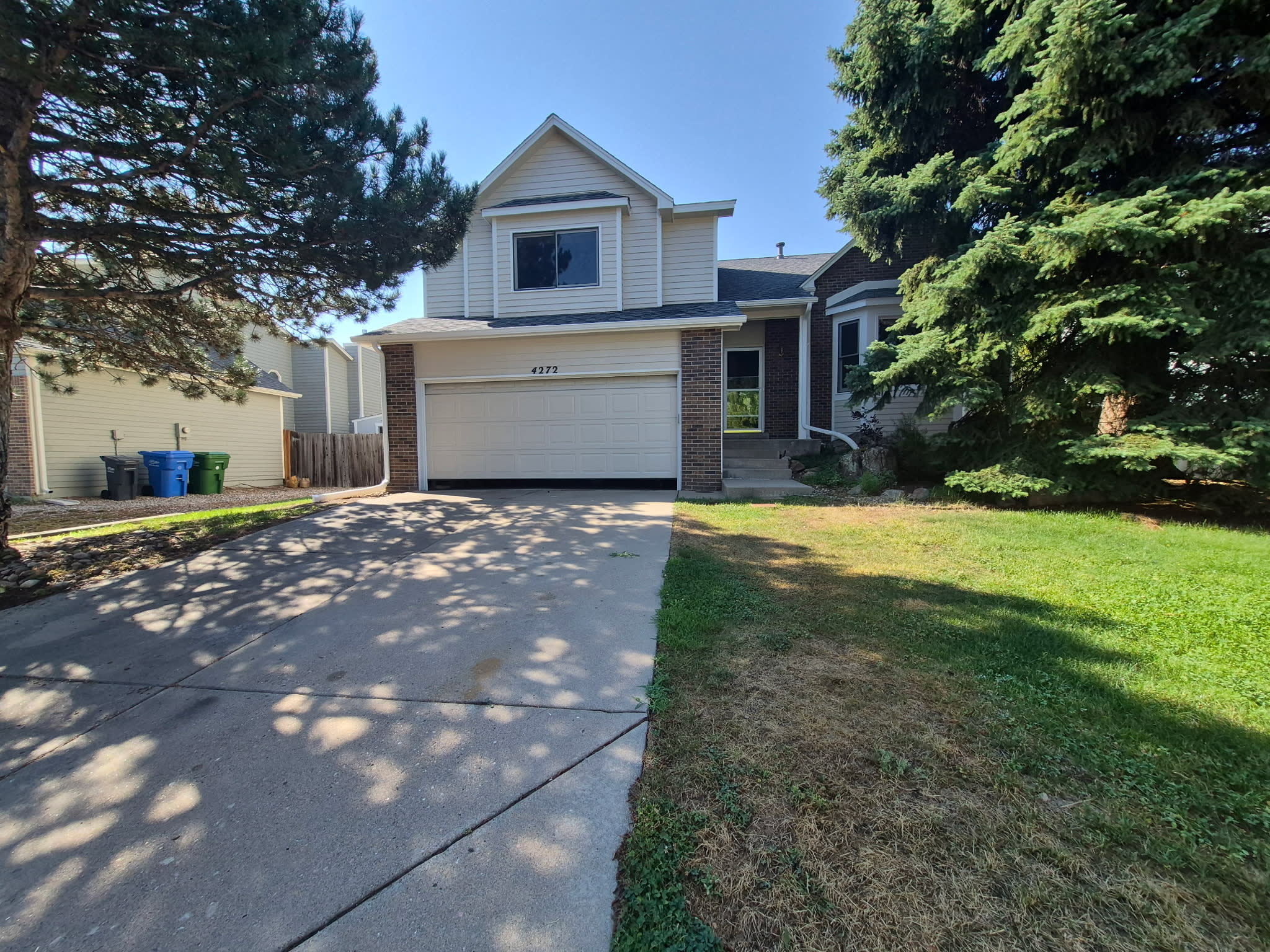 4272 Kingsbury Drive – photo 1