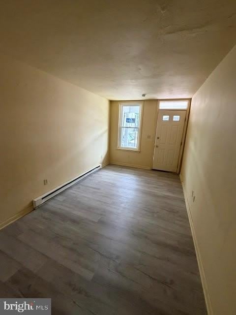 123 W KING Street – photo 2