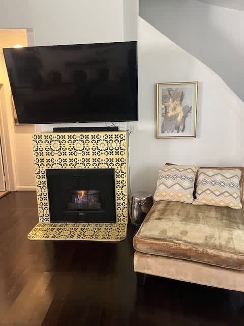 408 W Queen St – photo 5