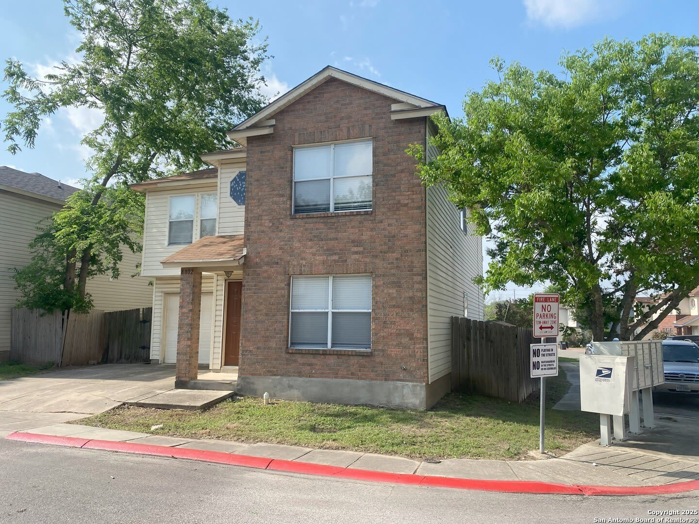 8802 Bridgefield – photo 2